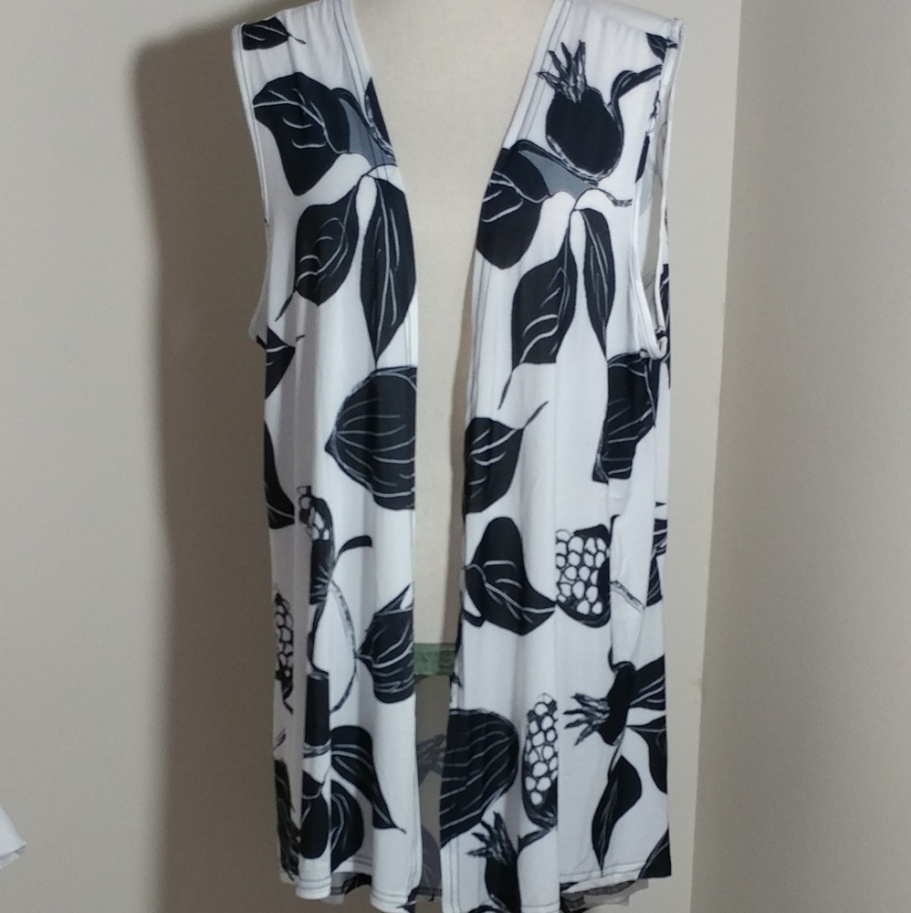 Women's sleeveless vest